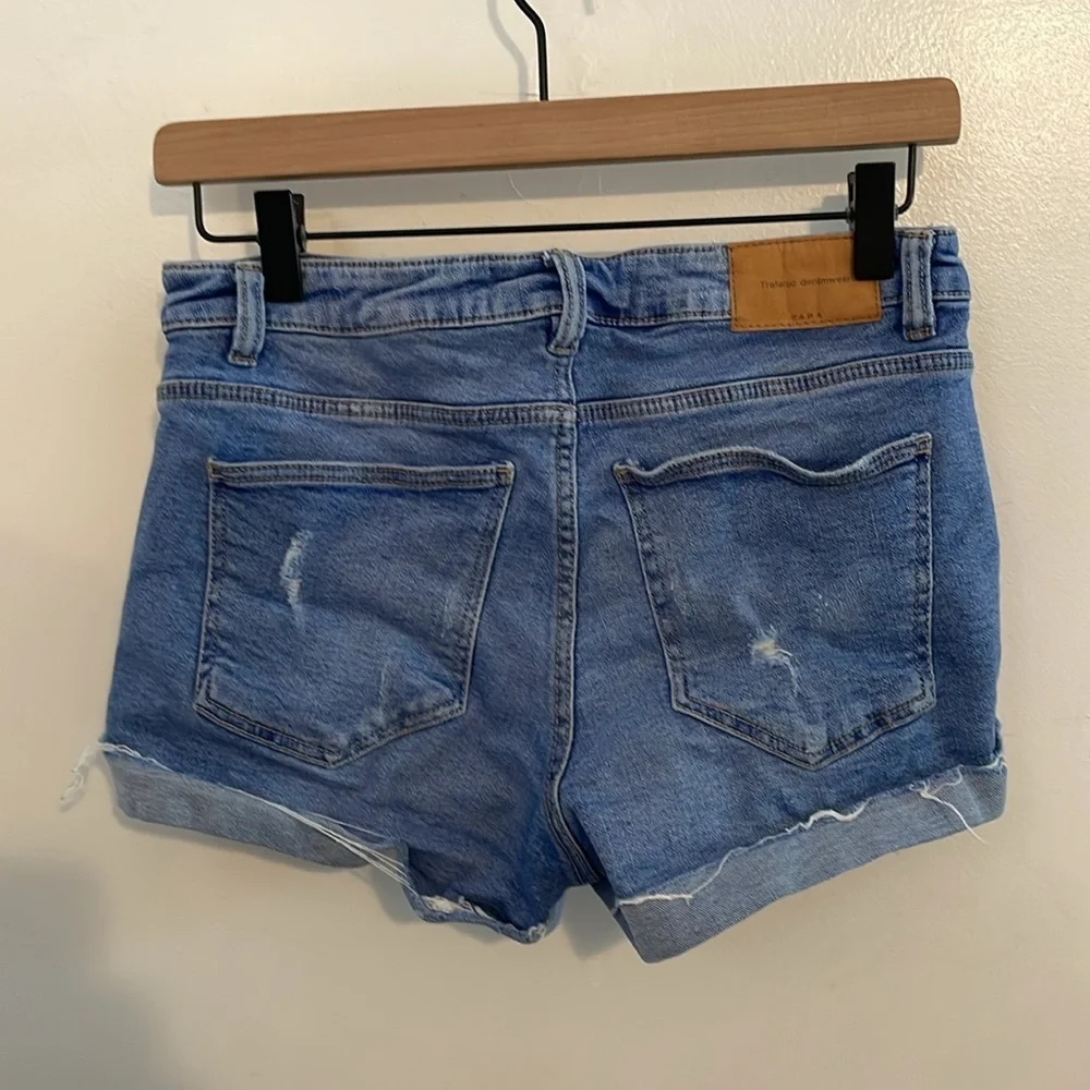 Zara Distressed Denim Shorts 4